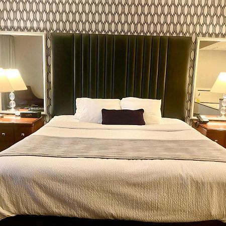 Park Manor Hotel クリフトン・パーク エクステリア 写真 A room at the hotel