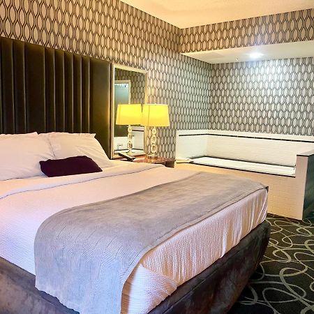 Park Manor Hotel クリフトン・パーク エクステリア 写真 A room at the Hilton Garden Inn in San Francisco