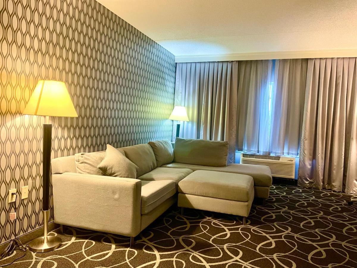 Park Manor Hotel クリフトン・パーク エクステリア 写真 A suite at the hotel