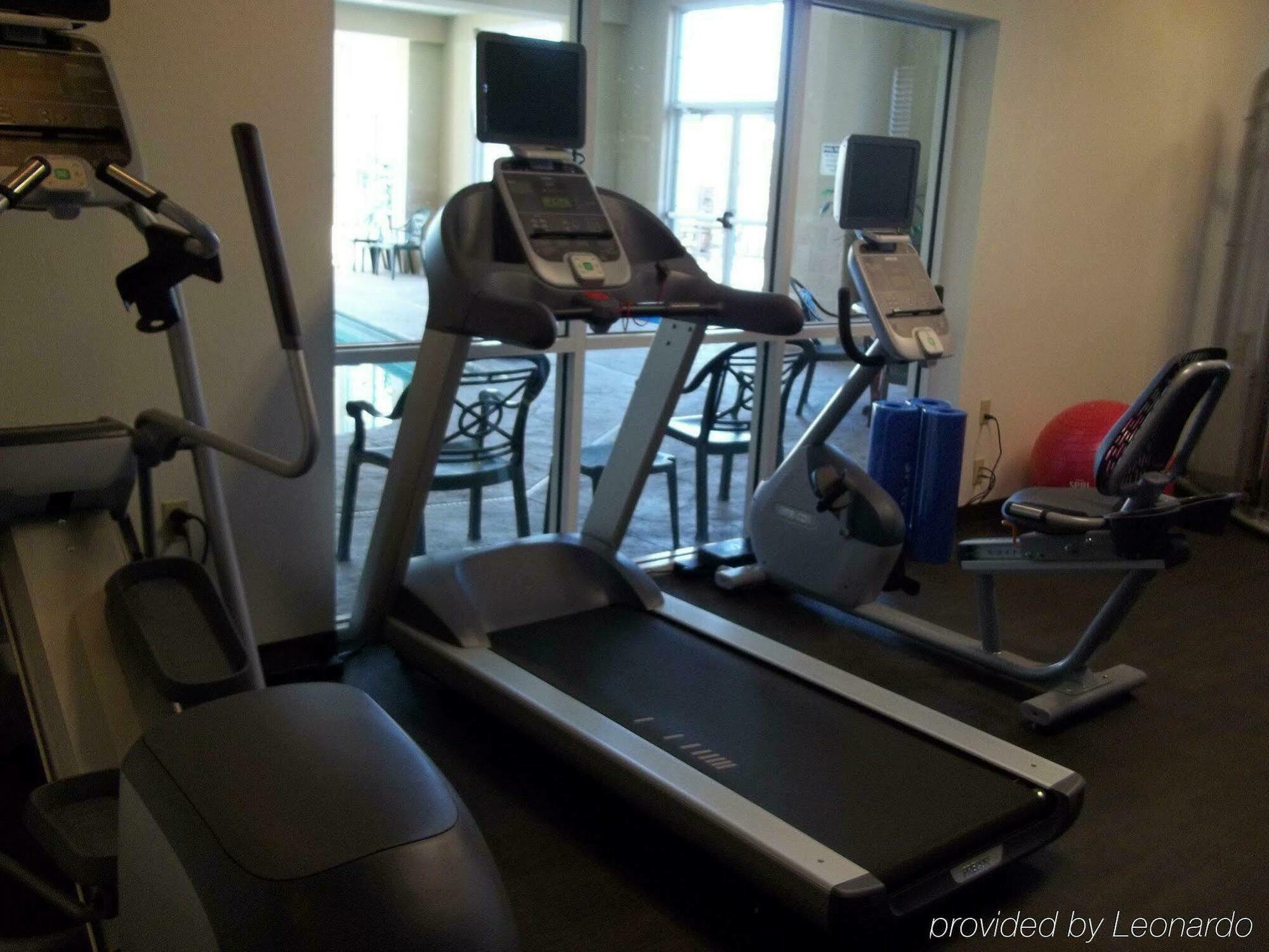 Park Manor Hotel クリフトン・パーク エクステリア 写真 A treadmill